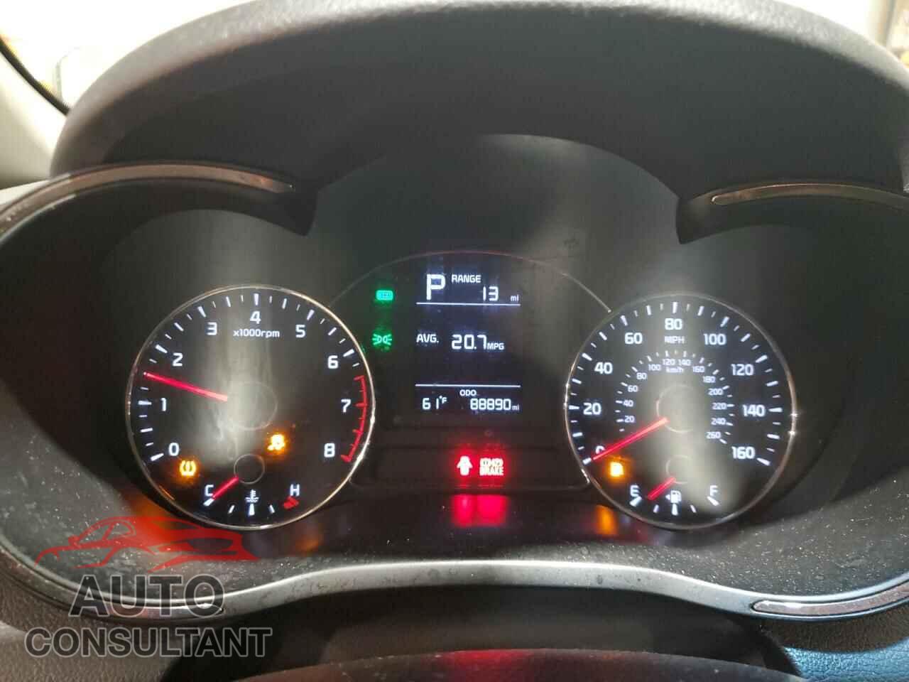 KIA FORTE 2018 - 3KPFK4A70JE188132