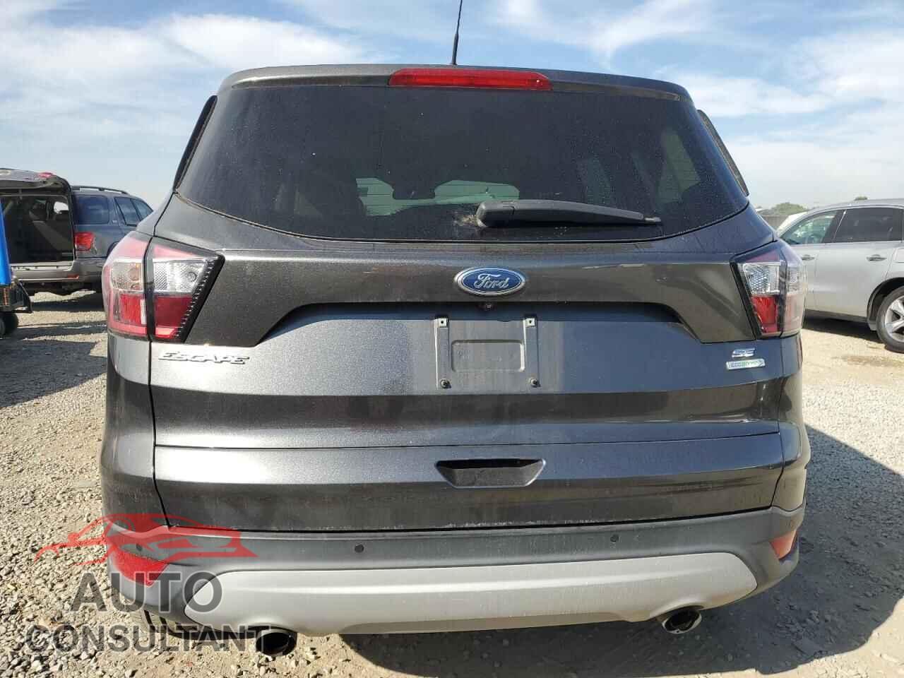 FORD ESCAPE 2017 - 1FMCU0G94HUE36887