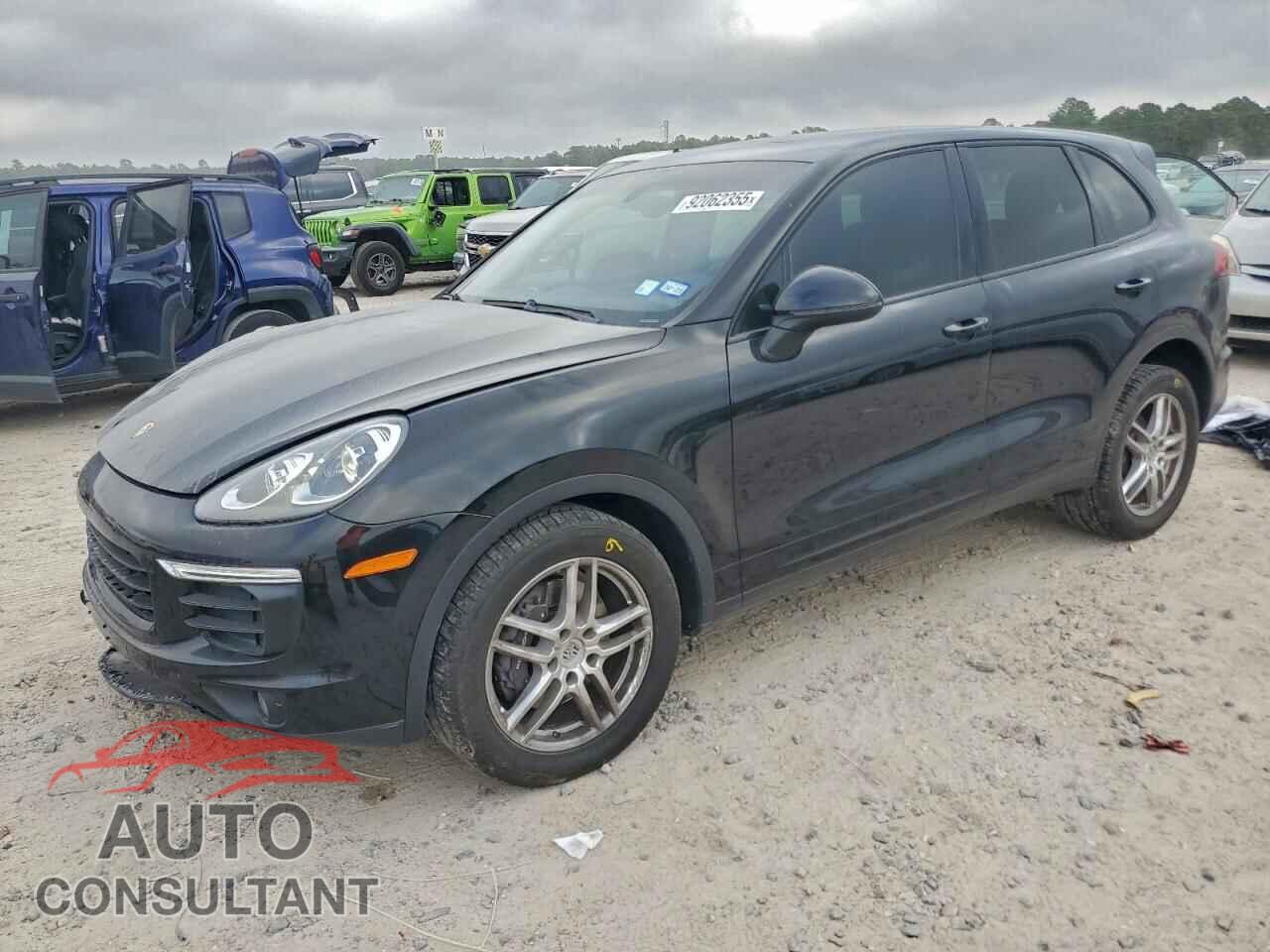 PORSCHE CAYENNE 2018 - WP1AA2A24JKA07678