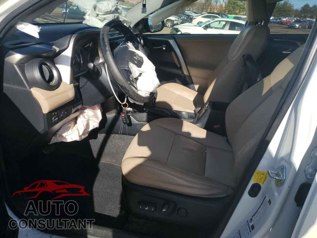 TOYOTA RAV4 2013 - JTMDFREV2DD007622