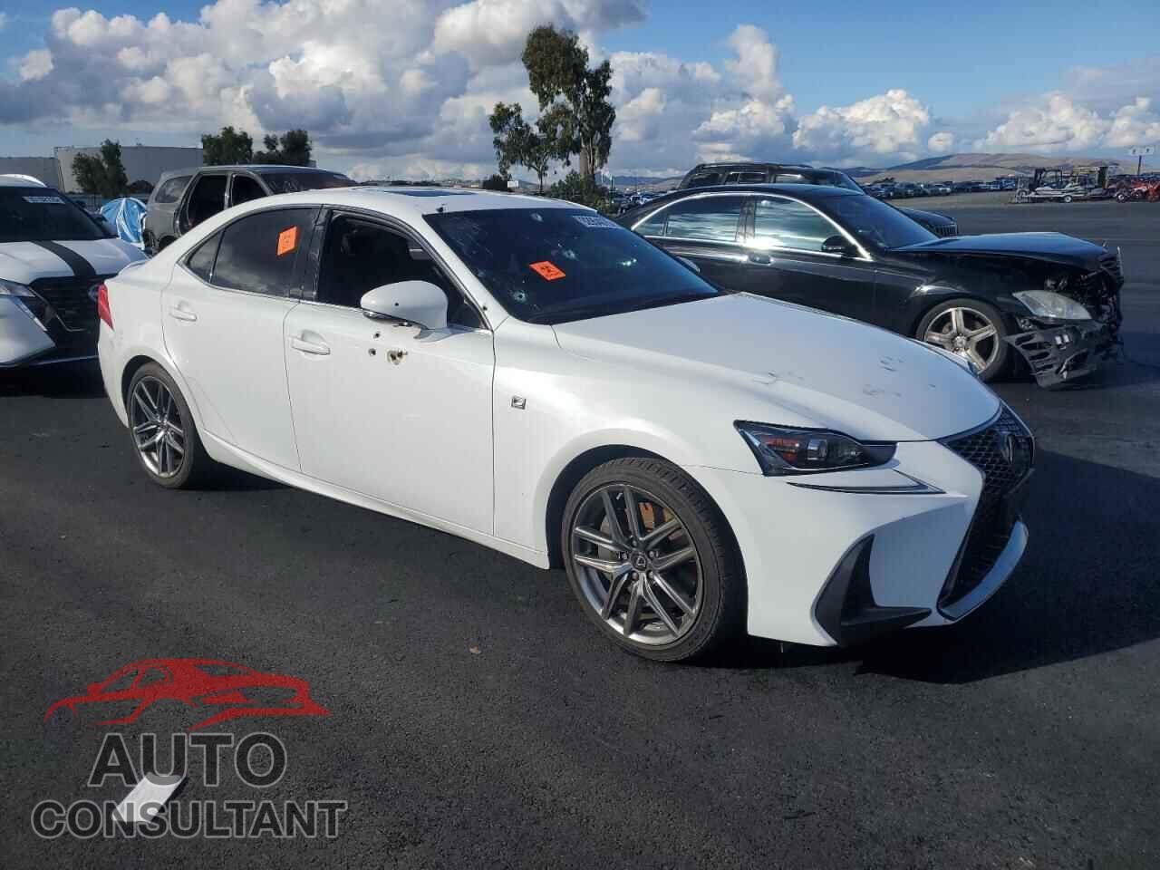 LEXUS IS 2017 - JTHBA1D29H5044874
