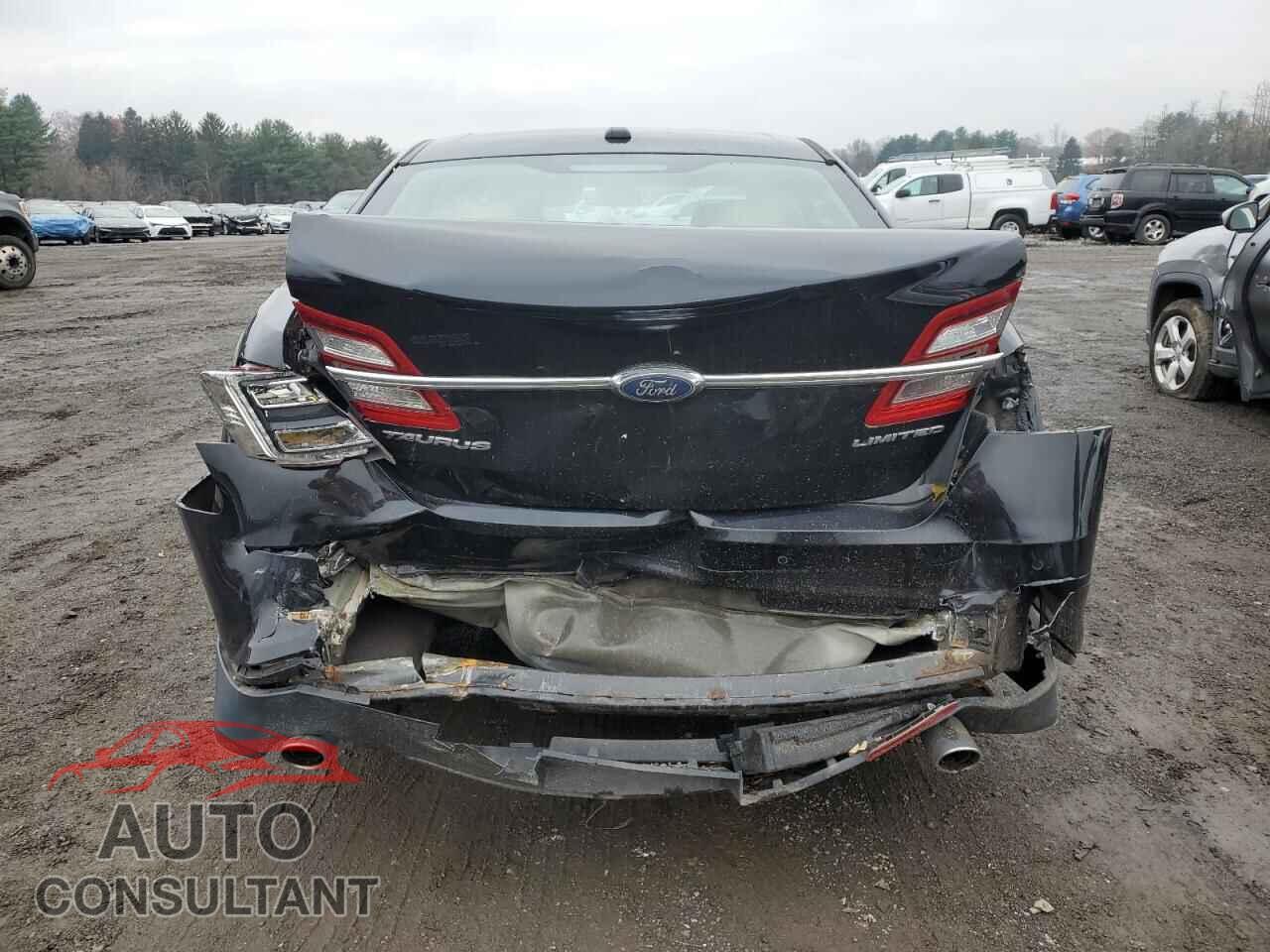 FORD TAURUS 2017 - 1FAHP2F82HG121614