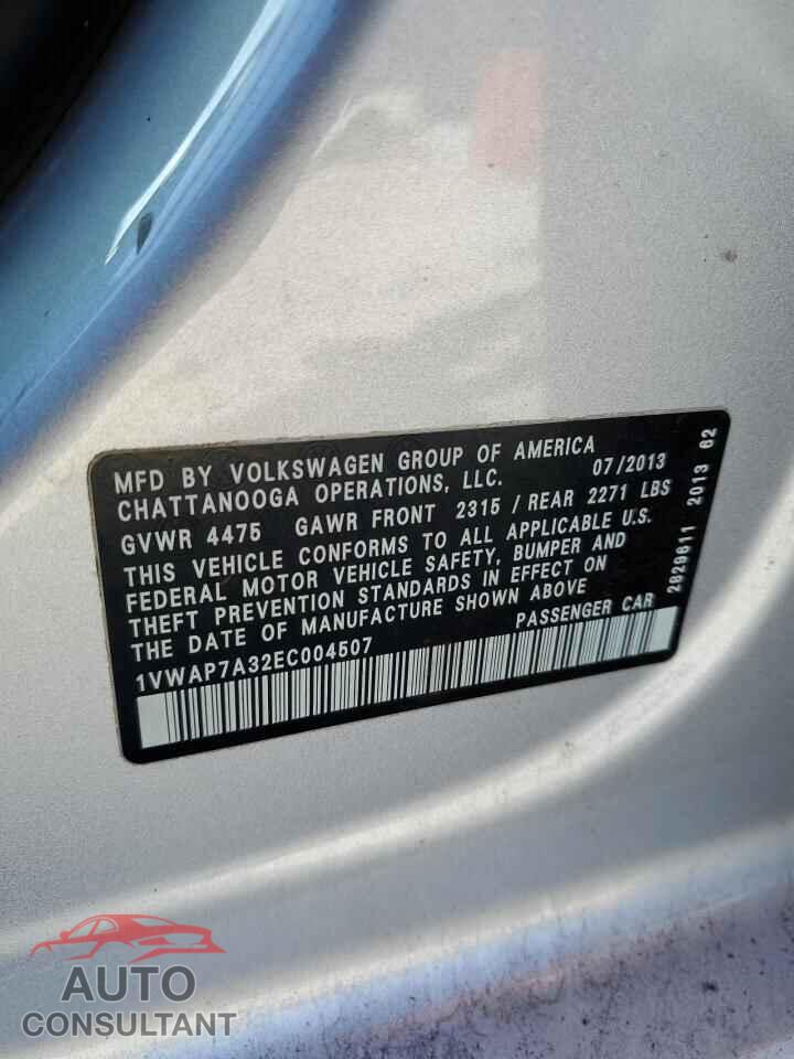 VOLKSWAGEN PASSAT 2014 - 1VWAP7A32EC004507