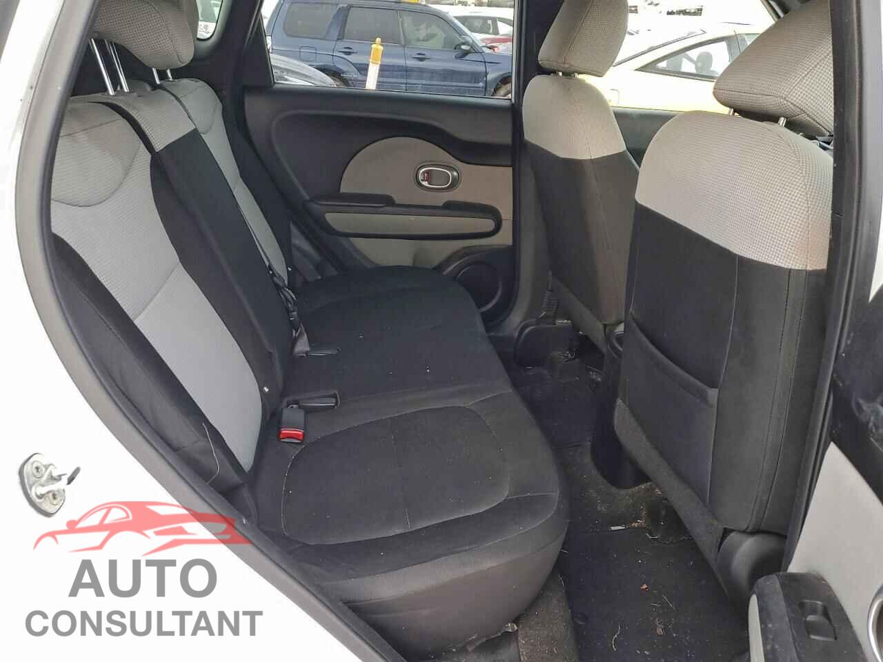 KIA SOUL 2014 - KNDJN2A2XE7012205