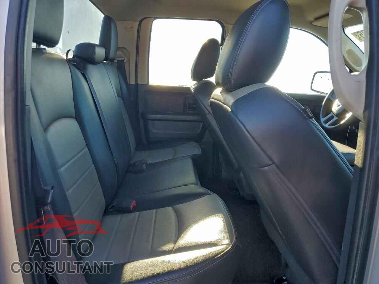 DODGE RAM 1500 2012 - 1C6RD7FT5CS349760