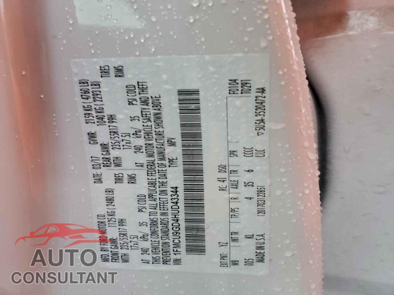 FORD ESCAPE 2017 - 1FMCU9GD4HUD43344