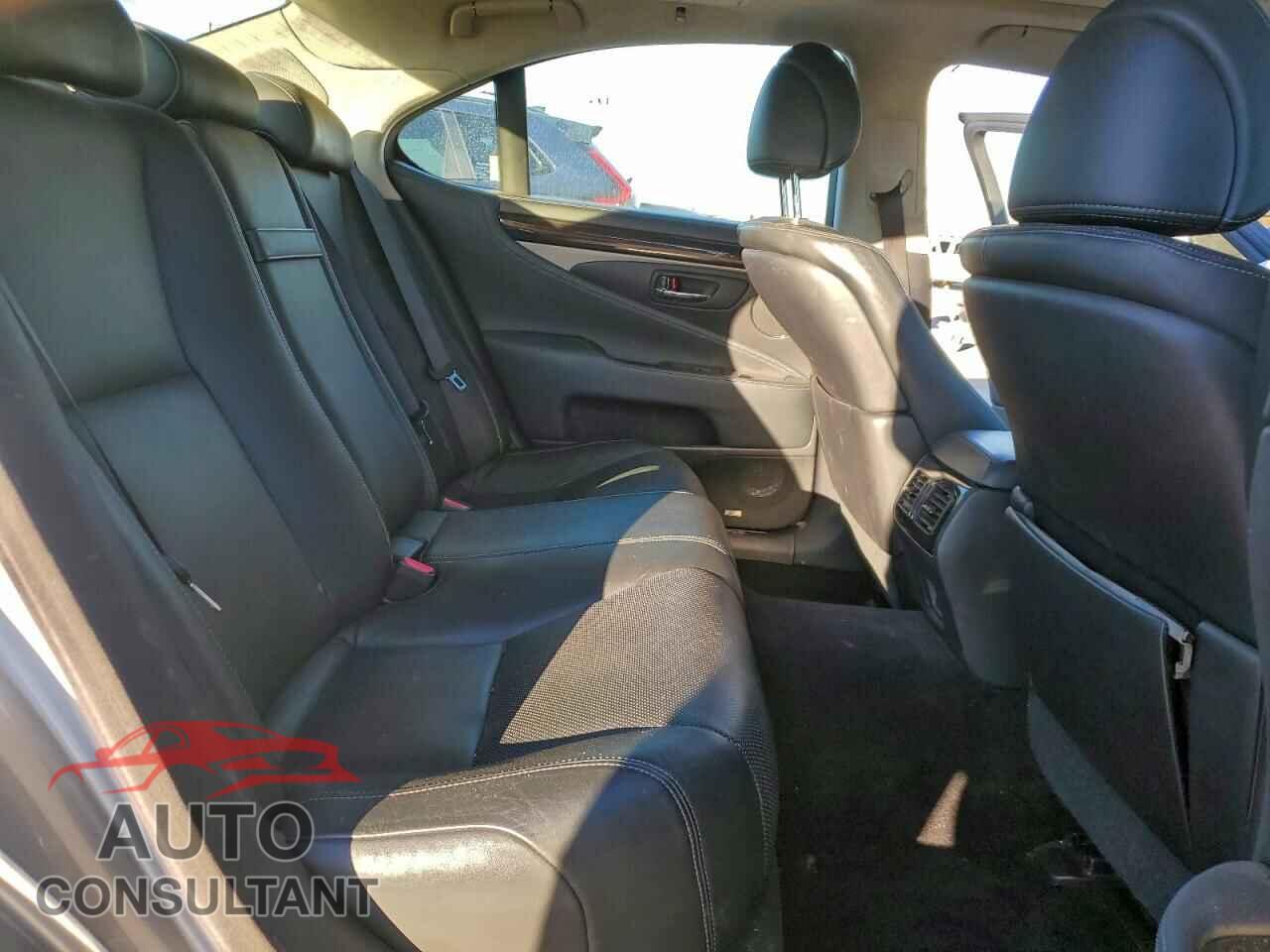 LEXUS LS460 2014 - JTHBL5EF9E5128692