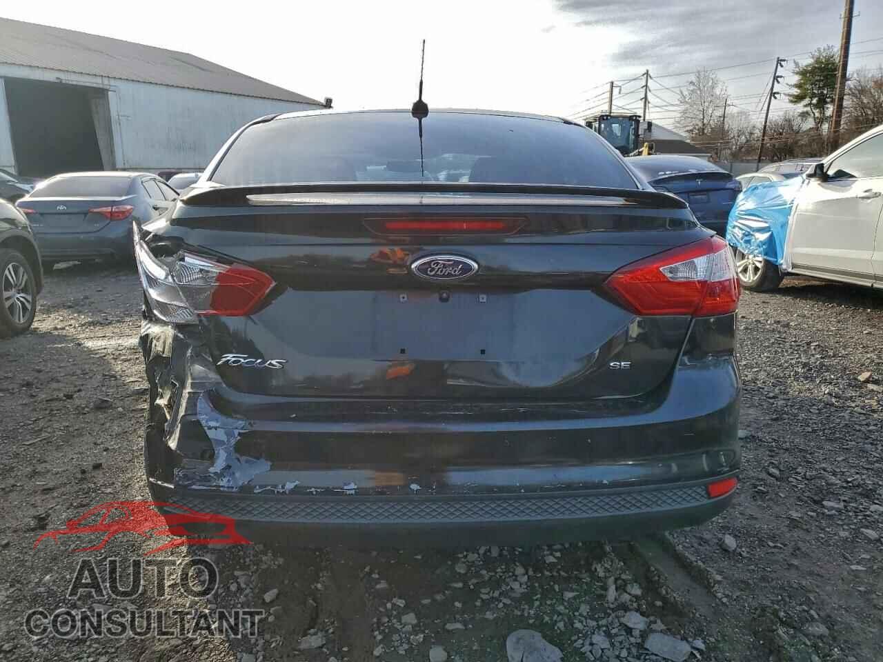 FORD FOCUS 2014 - 1FADP3F22EL240119