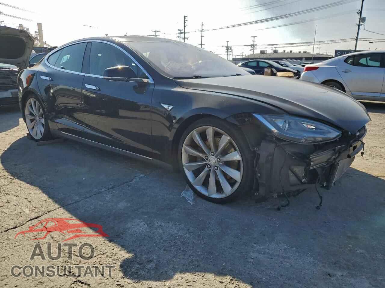 TESLA MODEL S 2015 - 5YJSA1H24FF091480
