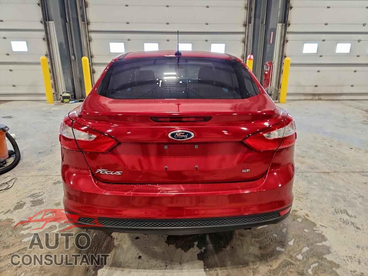 FORD FOCUS 2012 - 1FAHP3F21CL284630