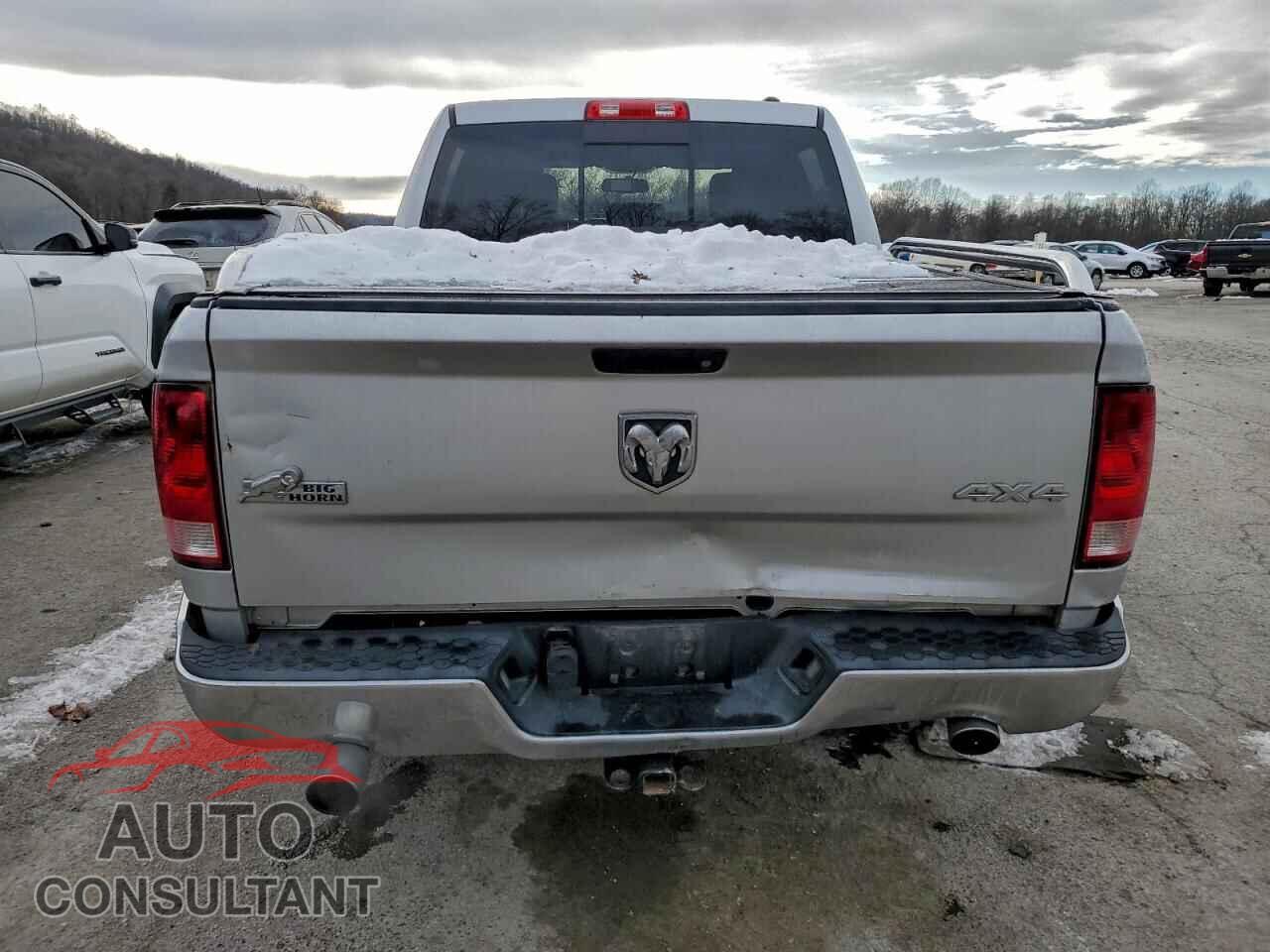 DODGE RAM 1500 2012 - 1C6RD7LT4CS346322