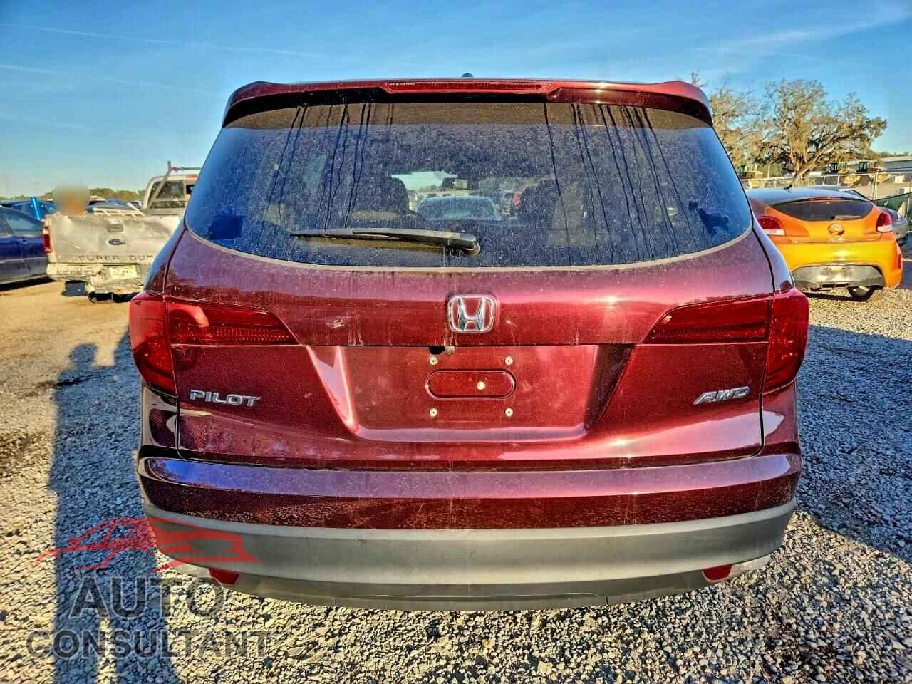 HONDA PILOT 2017 - 5FNYF6H64HB071731