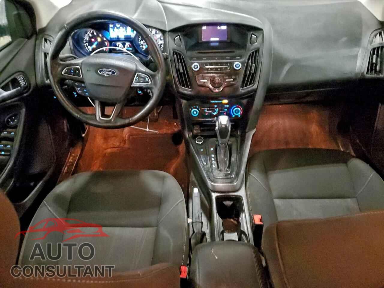 FORD FOCUS 2016 - 1FADP3K27GL361950