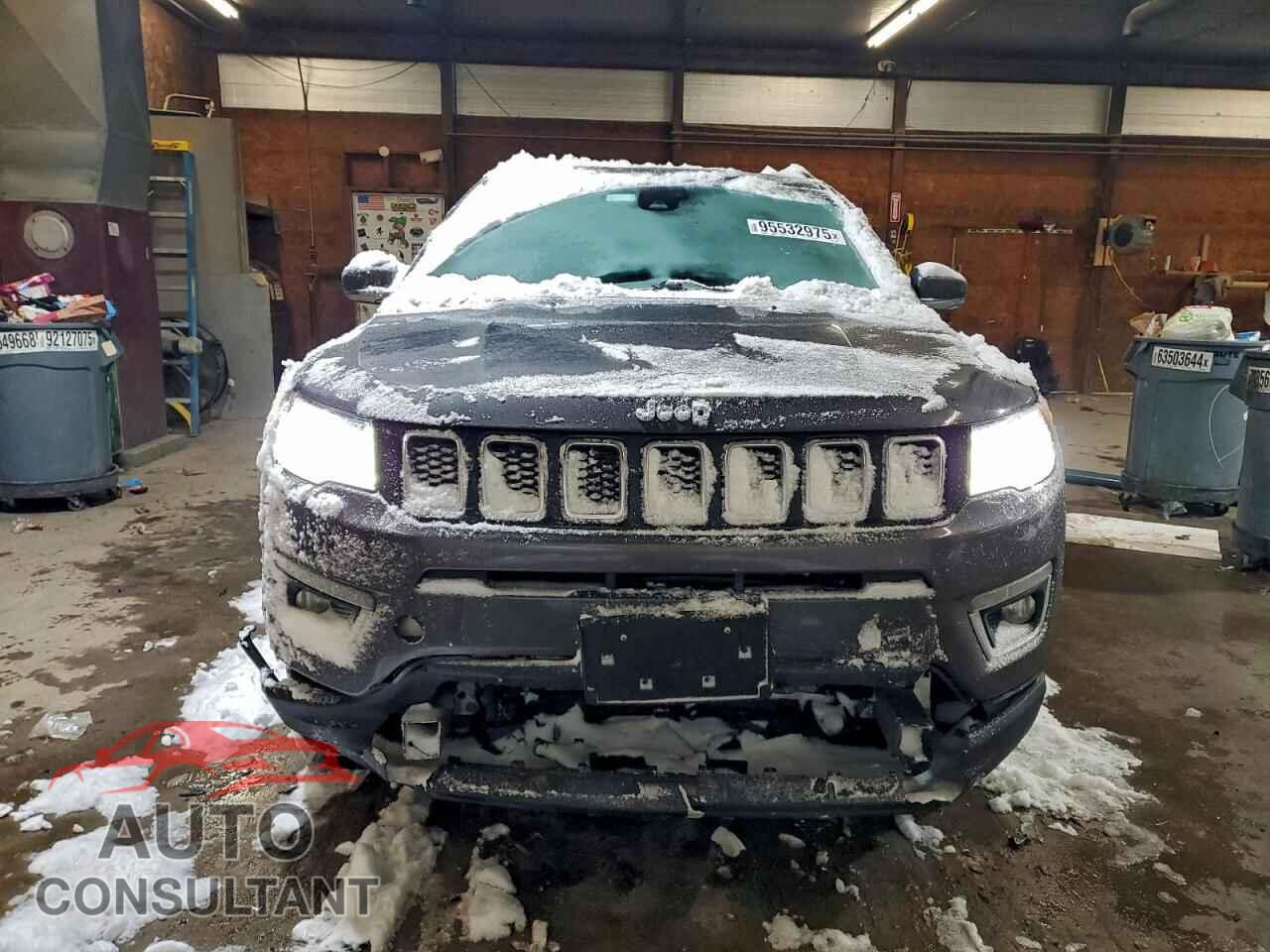 JEEP COMPASS 2018 - 3C4NJDCB6JT401354