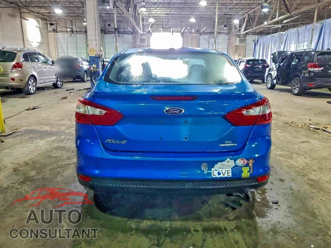 FORD FOCUS 2014 - 1FADP3F28EL330066