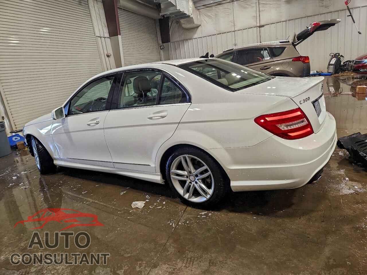MERCEDES-BENZ C-CLASS 2014 - WDDGF8AB5ER314635