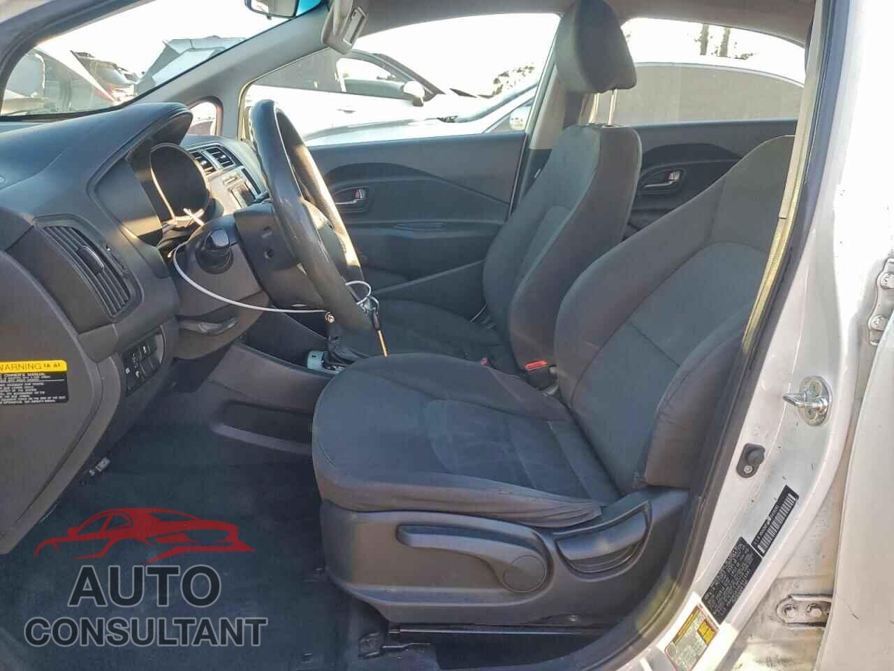 KIA RIO 2014 - KNADM5A30E6418281