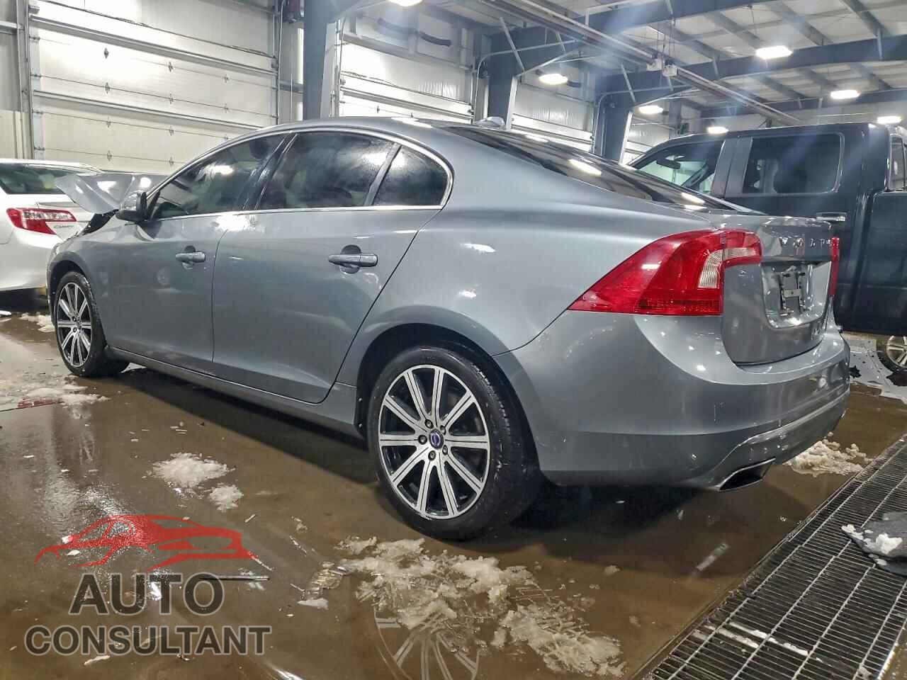 VOLVO S60 2017 - LYV402TK5HB133636