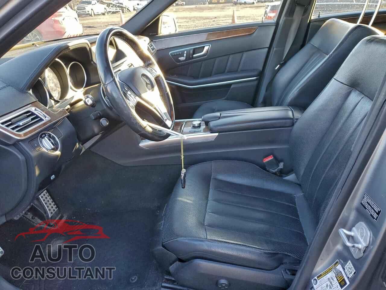 MERCEDES-BENZ E-CLASS 2015 - WDDHF6HBXFB156866