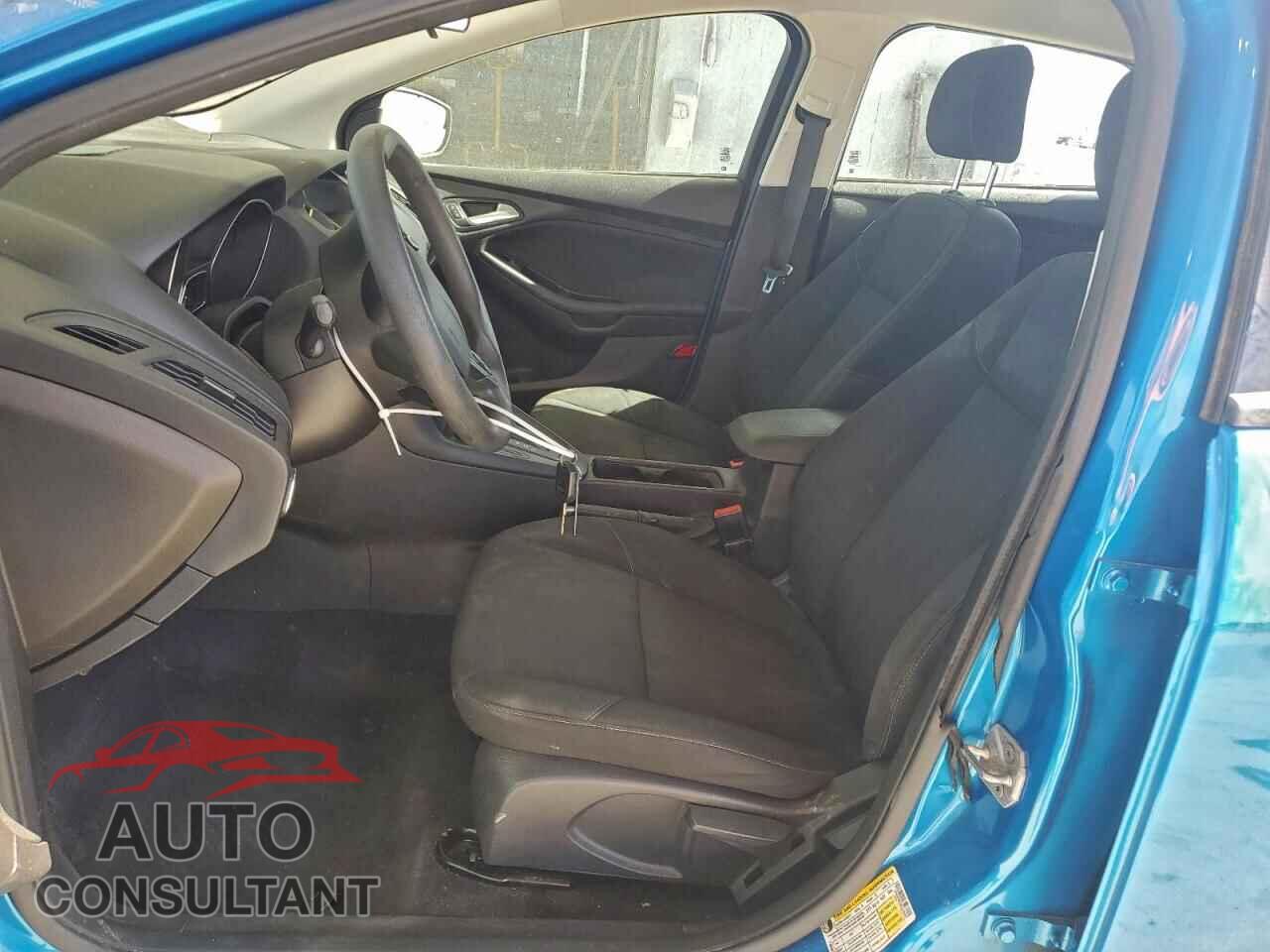 FORD FOCUS 2016 - 1FADP3K20GL376872