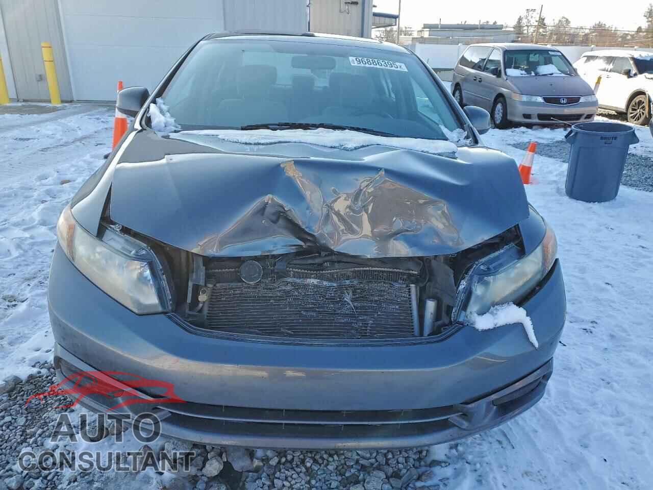 HONDA CIVIC 2012 - 19XFB2F88CE073397