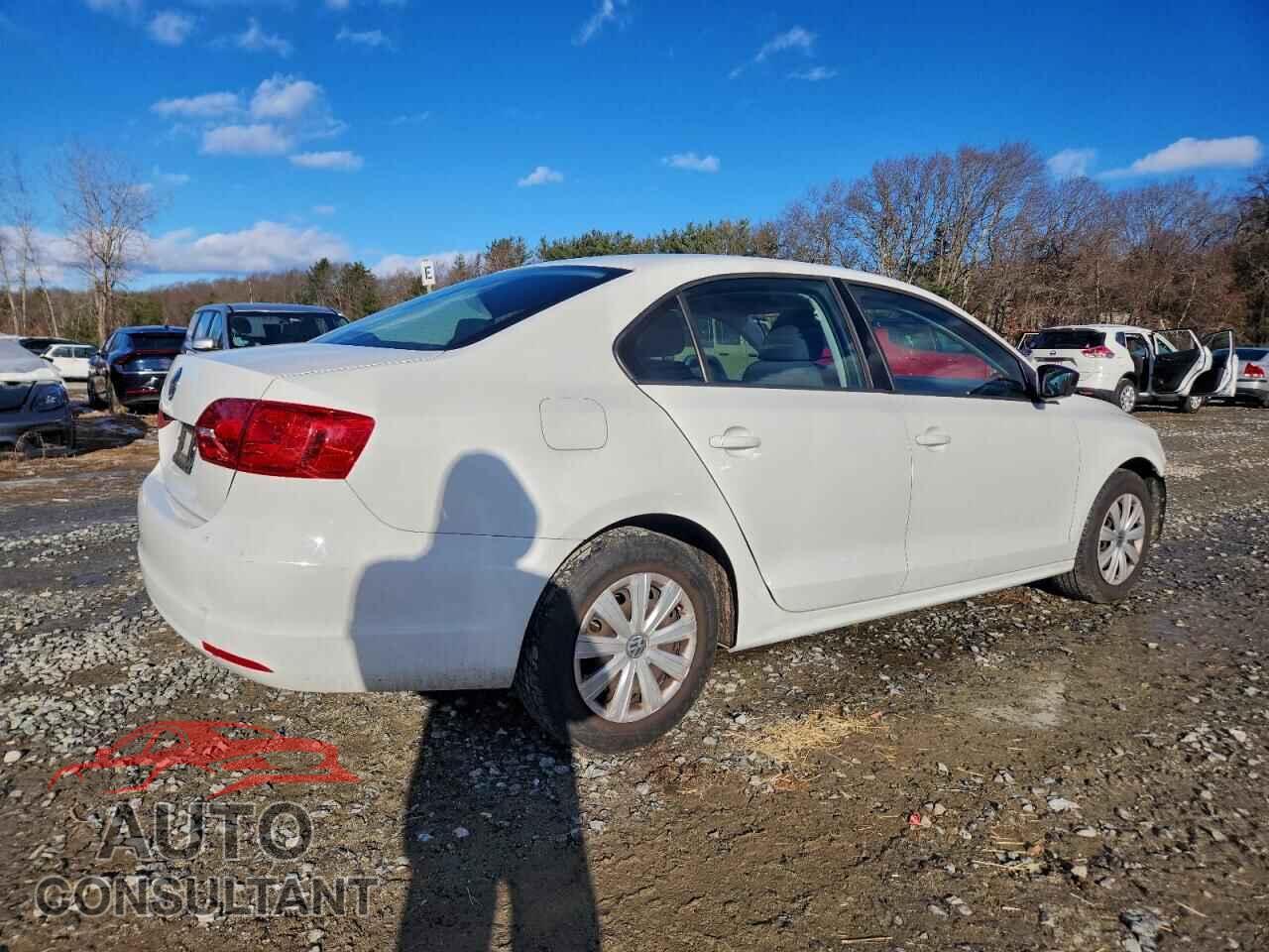 VOLKSWAGEN JETTA 2014 - 3VW2K7AJ5EM323173