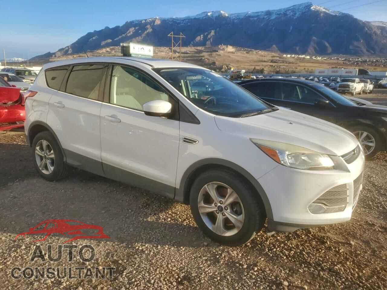 FORD ESCAPE 2015 - 1FMCU0G95FUB20430