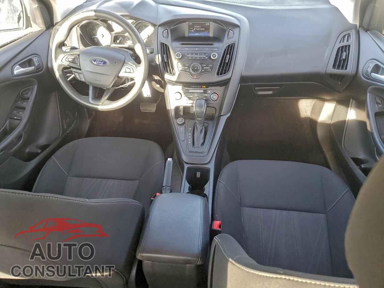 FORD FOCUS 2017 - 1FADP3FE0HL281752