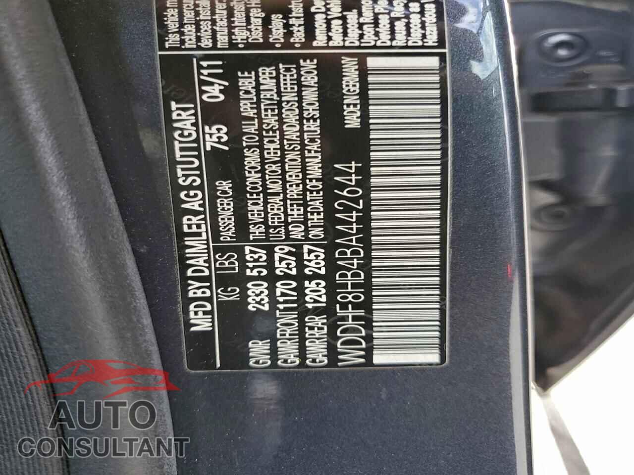 MERCEDES-BENZ E-CLASS 2011 - WDDHF8HB4BA442644