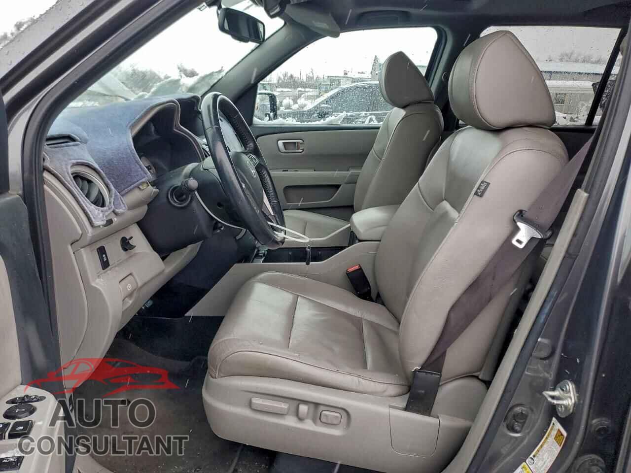 HONDA PILOT 2013 - 5FNYF4H50DB072283