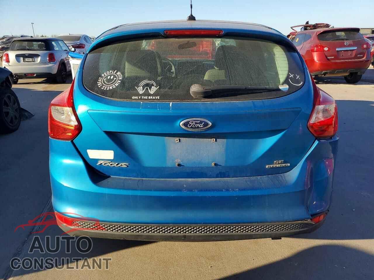 FORD FOCUS 2014 - 1FADP3K25EL439896