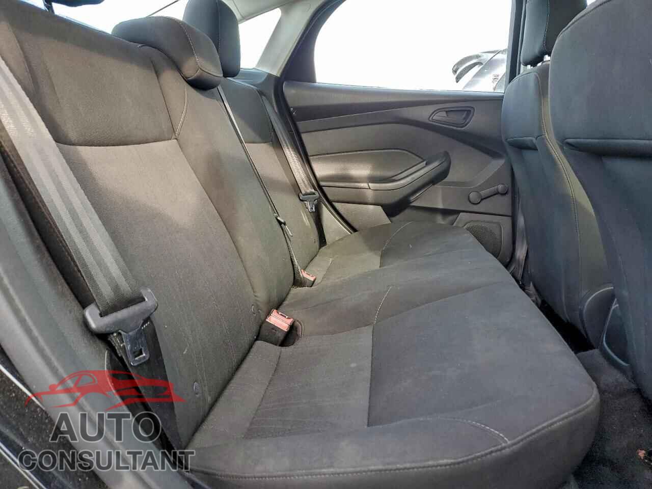 FORD FOCUS 2016 - 1FADP3E2XGL218793