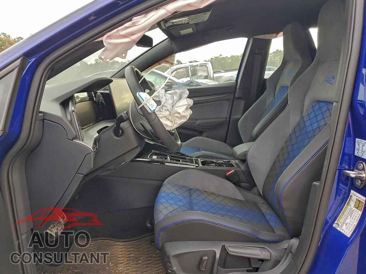 VOLKSWAGEN GOLF 2025 - WVWEB7CD2SW216424