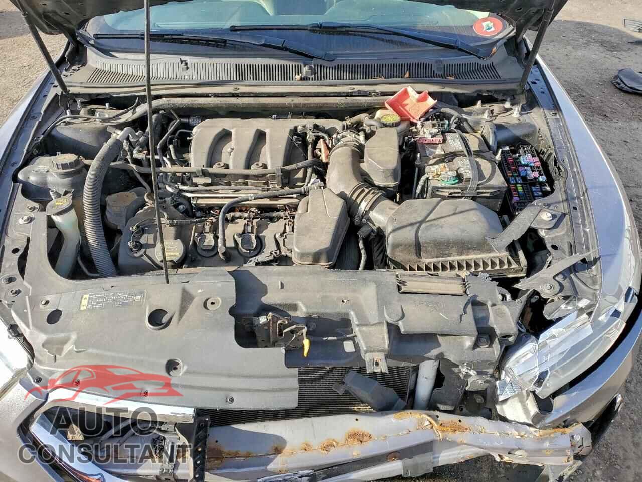 FORD TAURUS 2013 - 1FAHP2D88DG193642