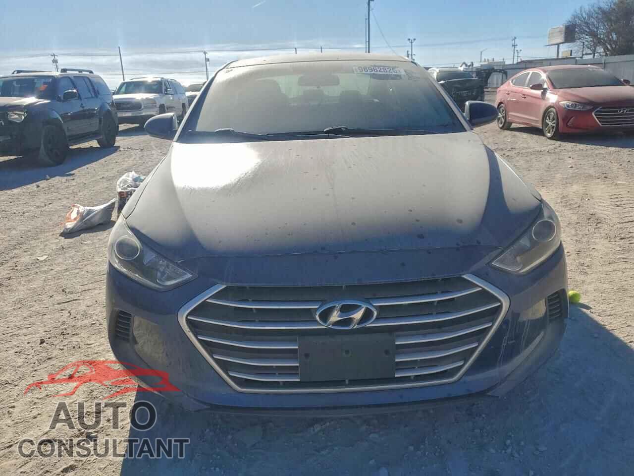 HYUNDAI ELANTRA 2017 - 5NPD74LF2HH193965