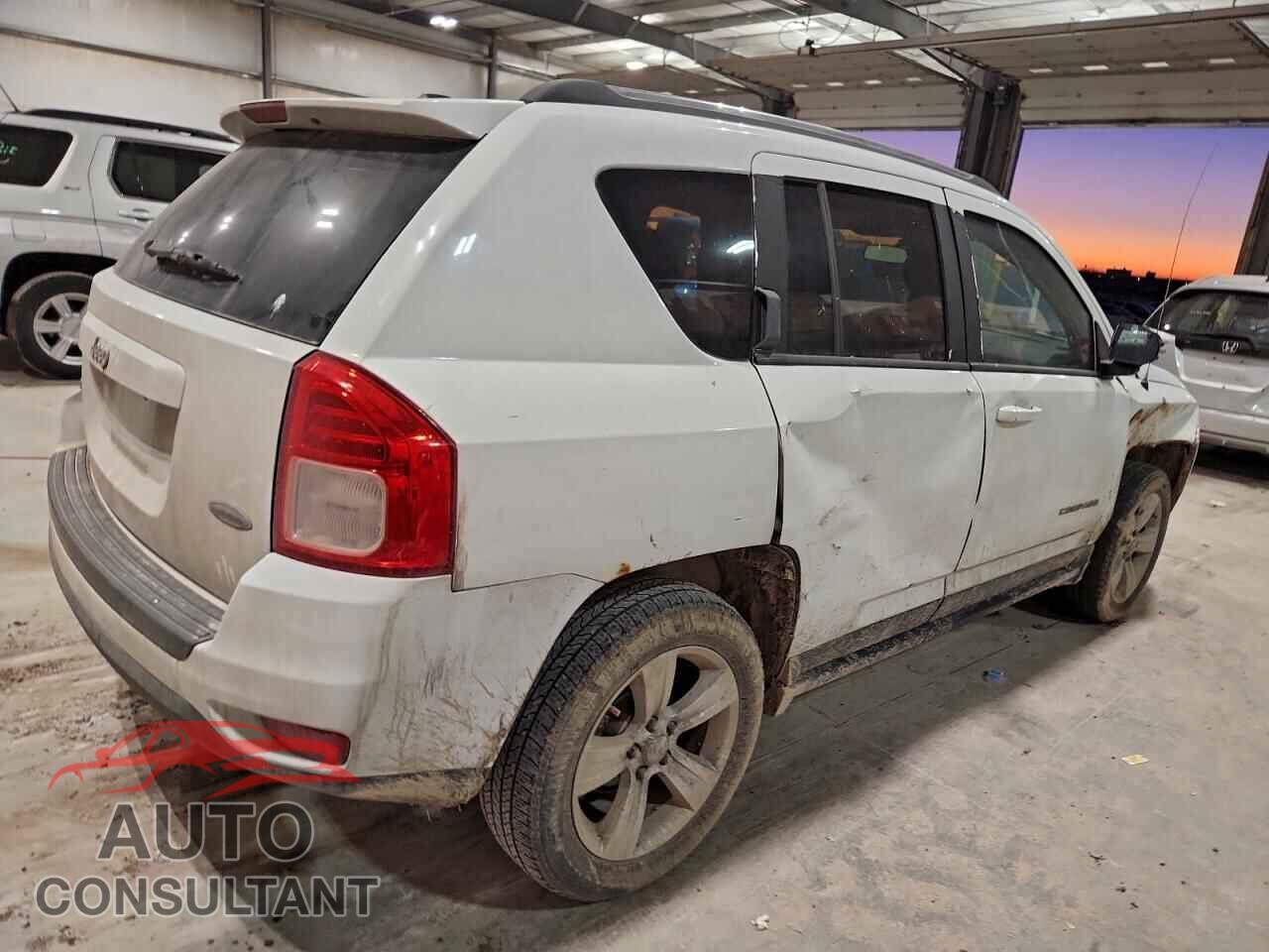 JEEP COMPASS 2011 - 1J4NF1FB3BD250485