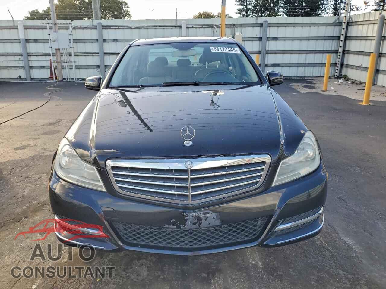 MERCEDES-BENZ C-CLASS 2012 - WDDGF8BBXCF917092