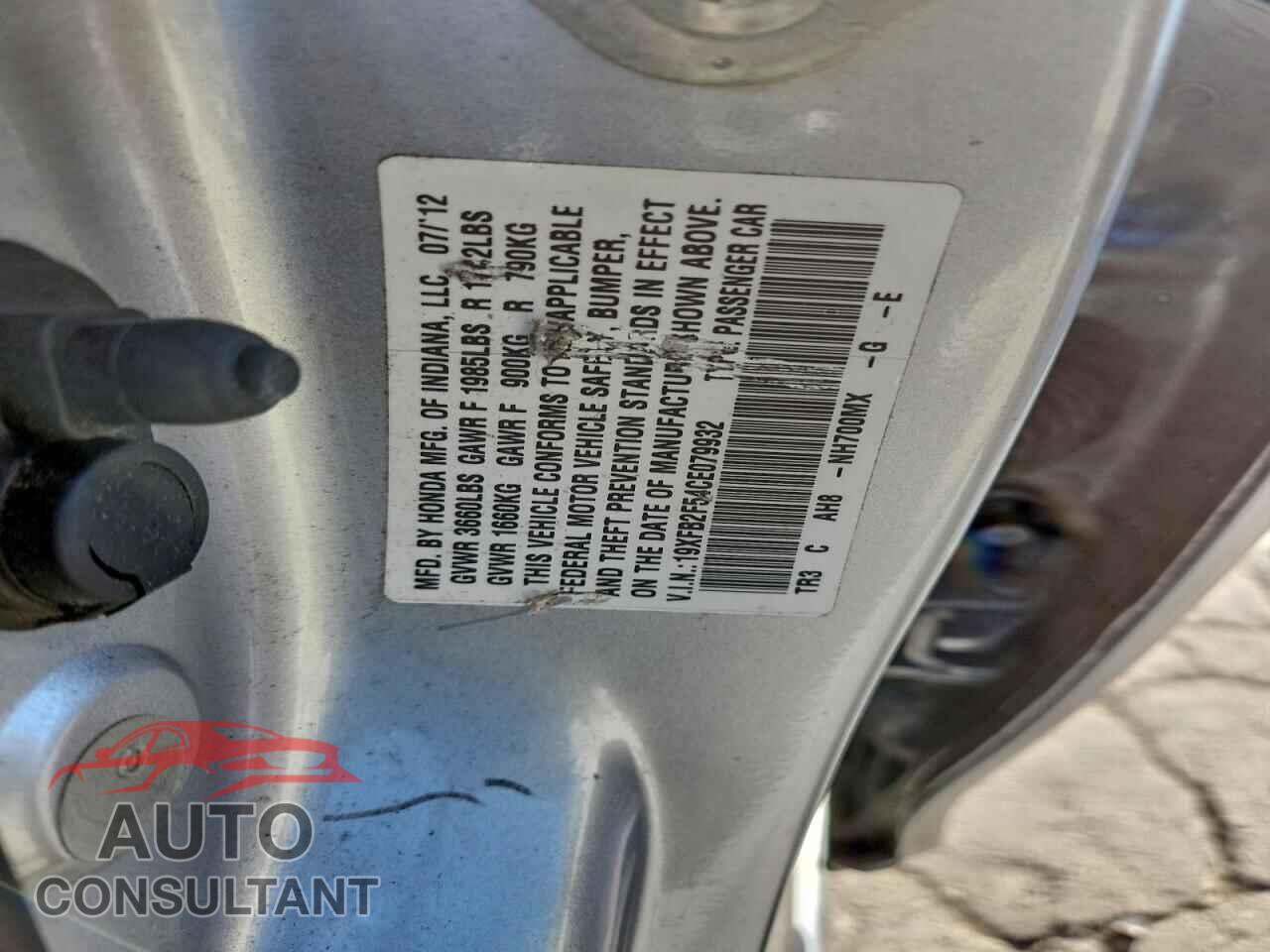 HONDA CIVIC 2012 - 19XFB2F54CE079932