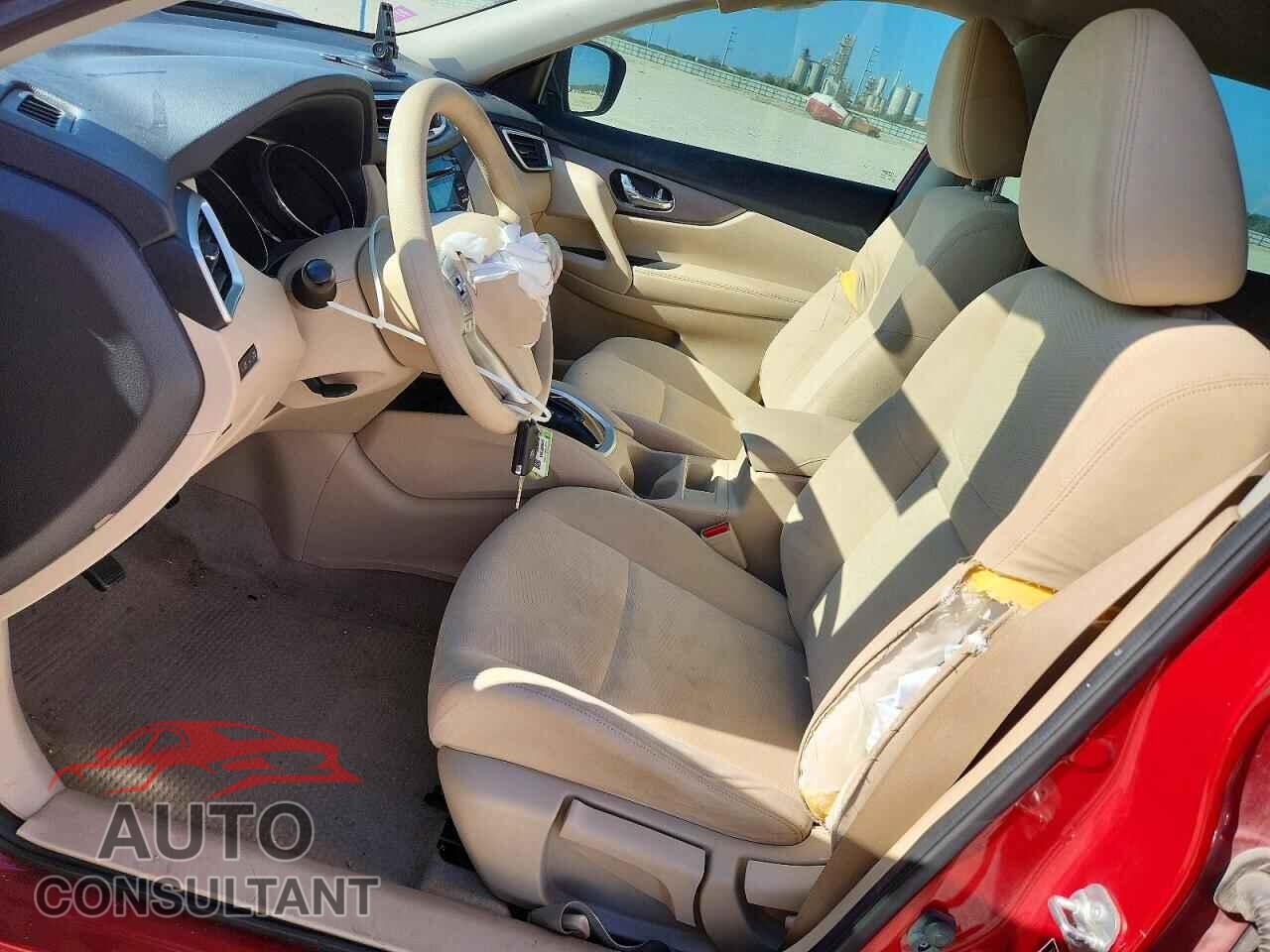 NISSAN ROGUE 2015 - KNMAT2MT8FP569755