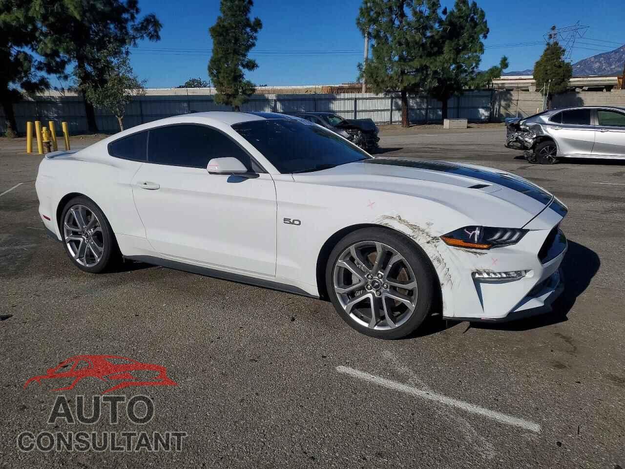 FORD MUSTANG 2023 - 1FA6P8CF2P5302252