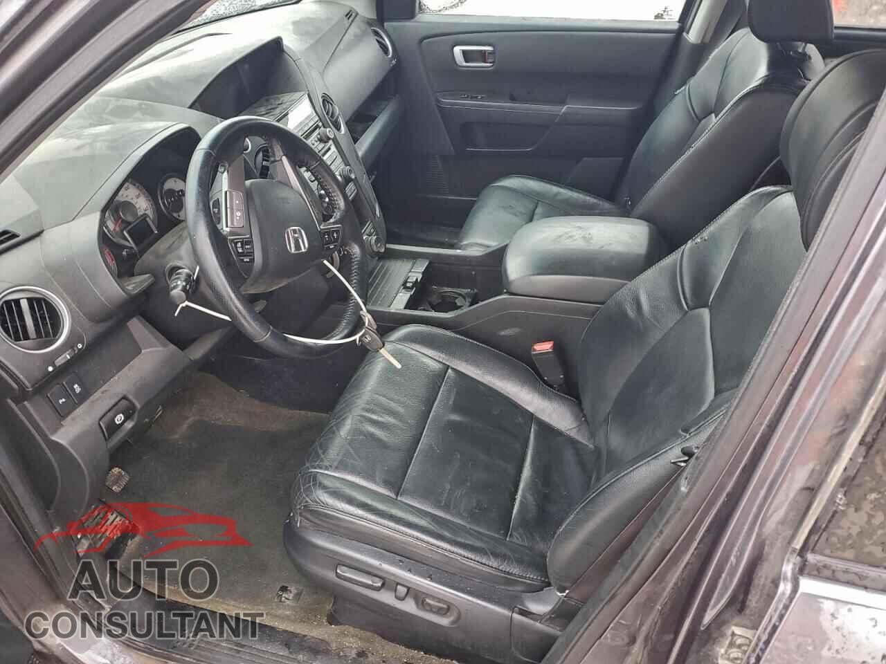 HONDA PILOT 2014 - 5FNYF4H99EB042395