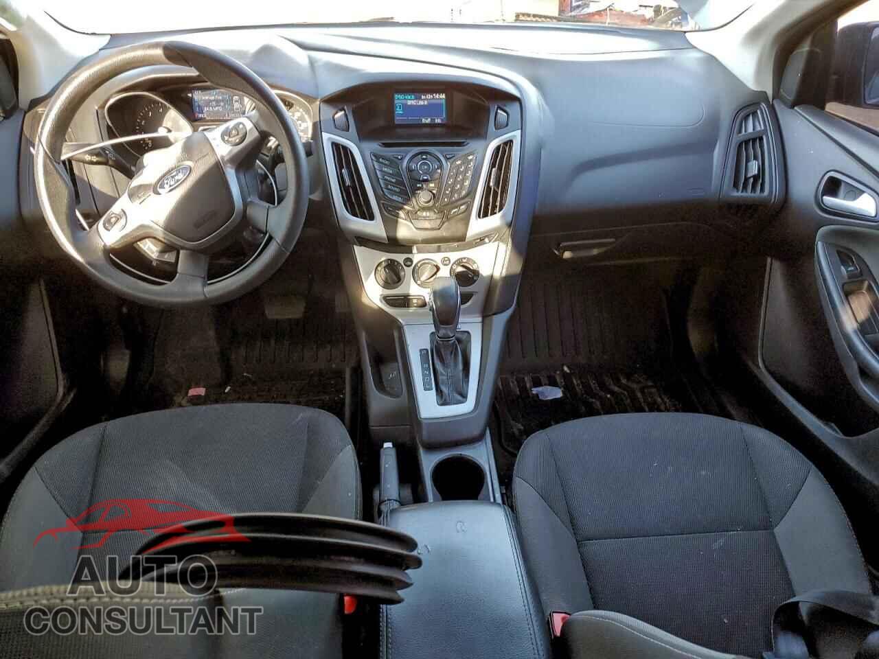 FORD FOCUS 2014 - 1FADP3F26EL238454
