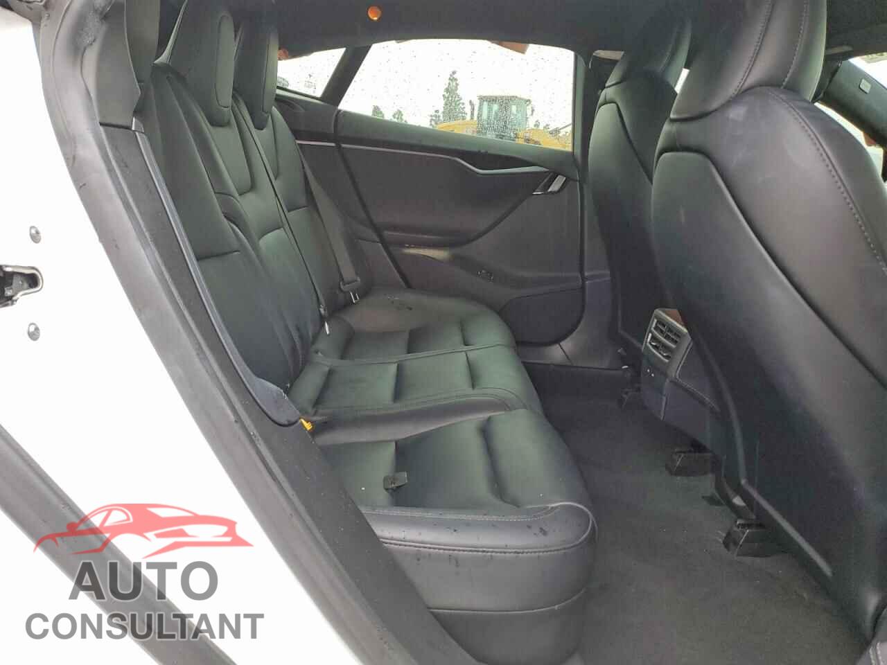 TESLA MODEL S 2020 - 5YJSA1E28LF400576