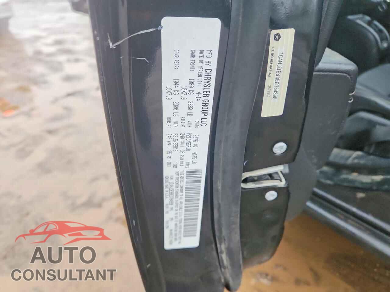 JEEP COMPASS 2014 - 1C4NJDEB8ED784898