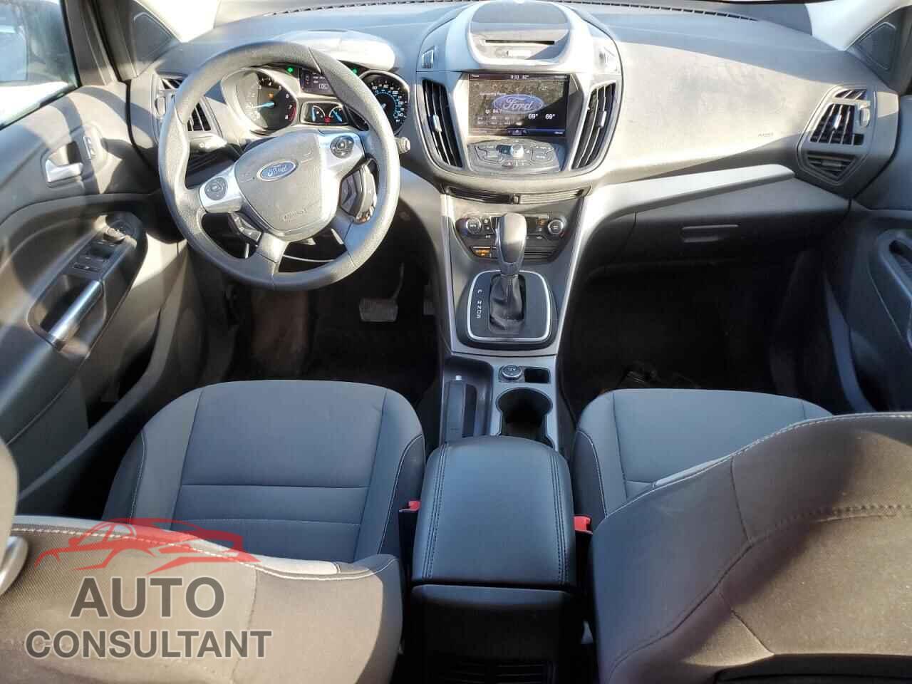 FORD ESCAPE 2013 - 1FMCU9G9XDUC02803