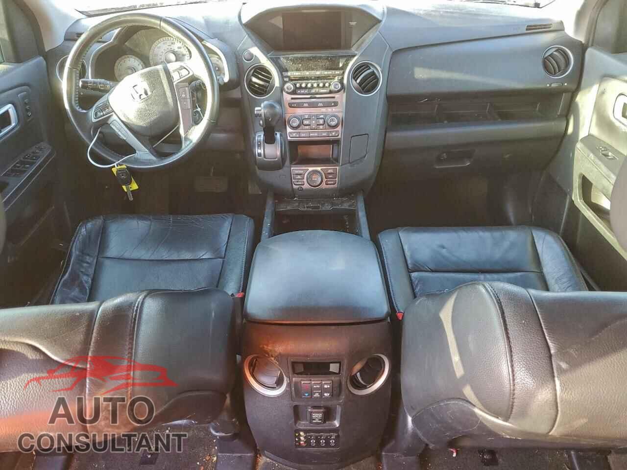 HONDA PILOT 2013 - 5FNYF3H98DB030442