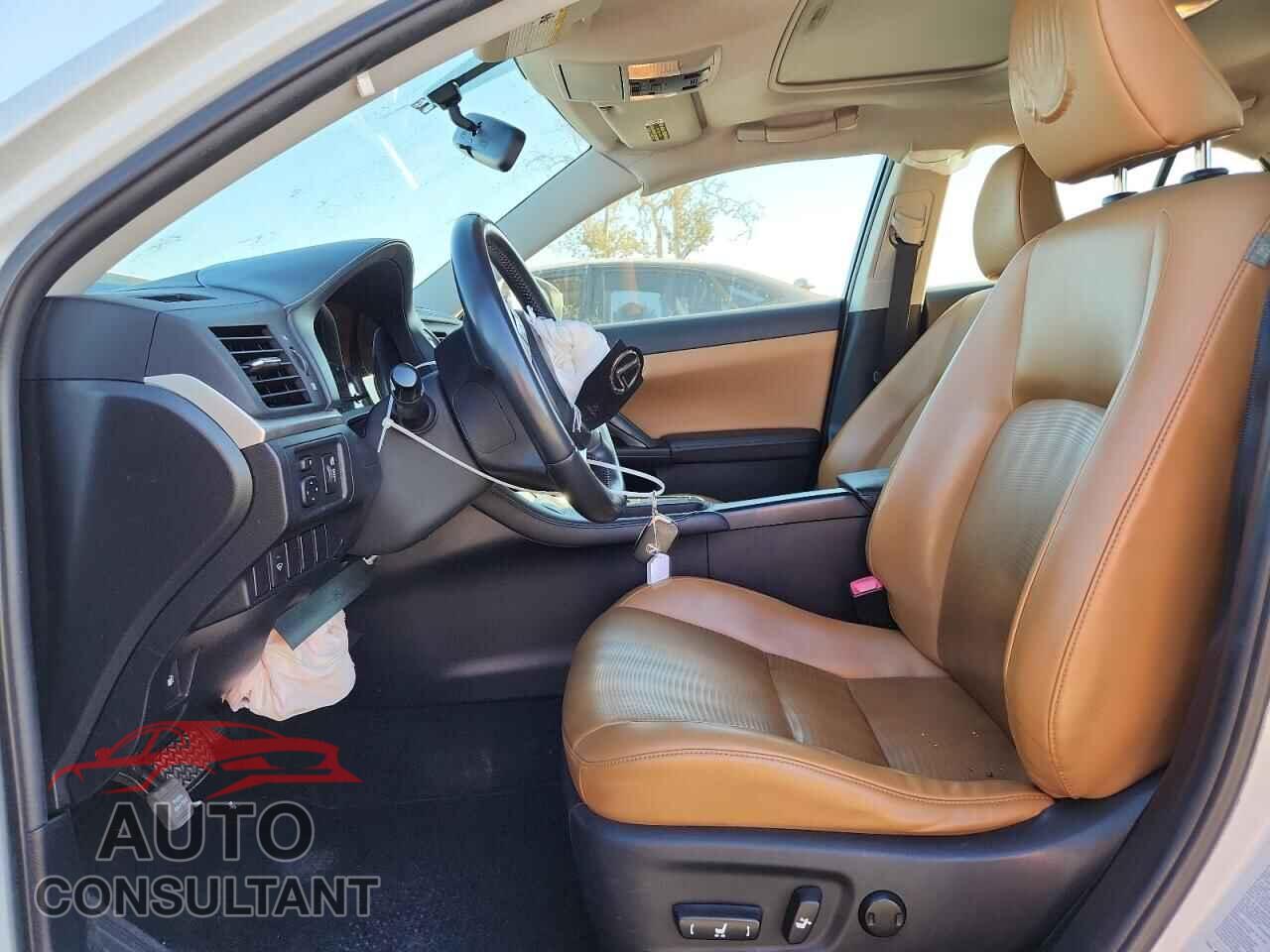 LEXUS CT 200 2012 - JTHKD5BHXC2108579