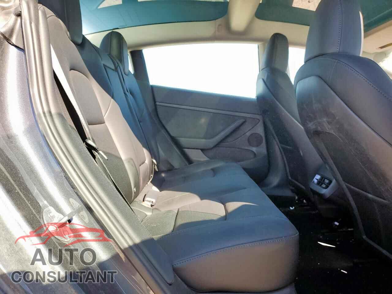 TESLA MODEL 3 2023 - 5YJ3E1EA0PF644163