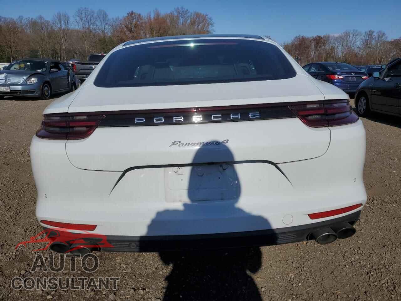 PORSCHE PANAMERA 2018 - WP0AA2A7XJL102897