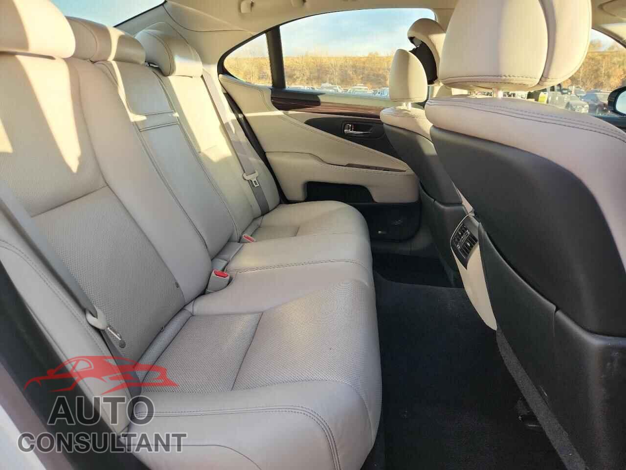 LEXUS LS460 2013 - JTHCL5EF1D5019498